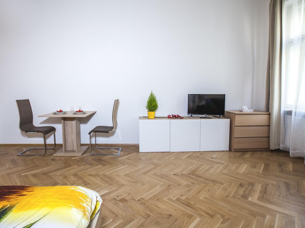 Beautiful Central Apartment Thamova براغ المظهر الخارجي الصورة