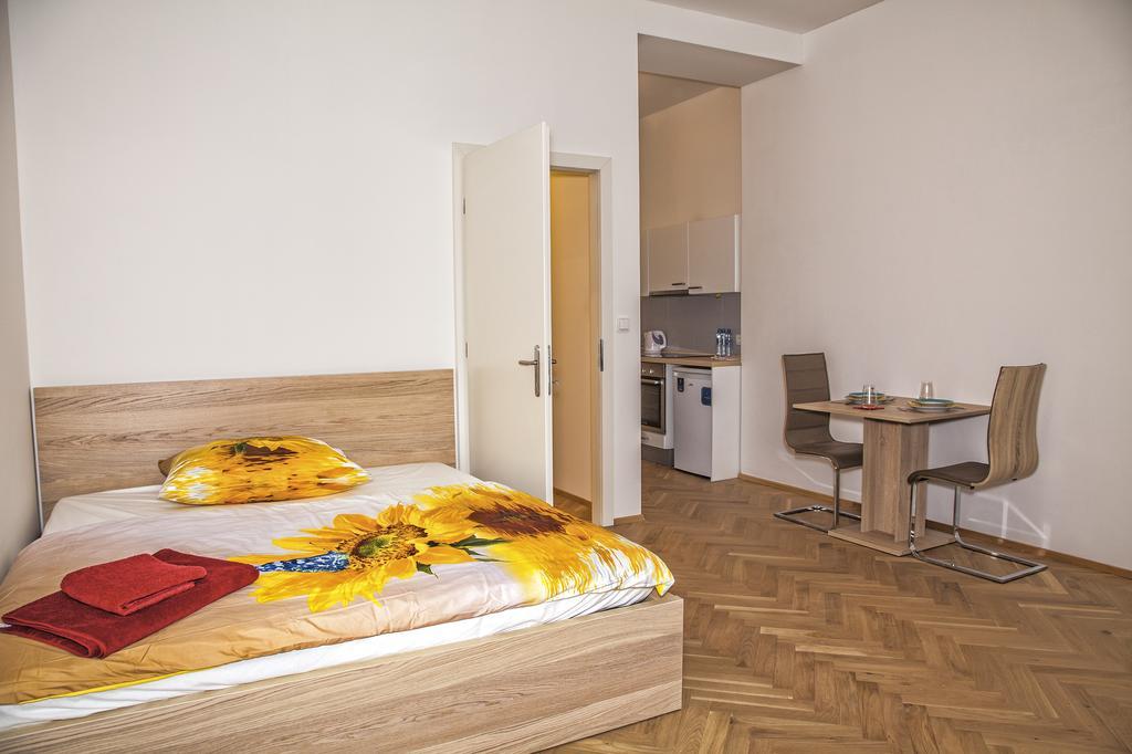 Beautiful Central Apartment Thamova براغ المظهر الخارجي الصورة