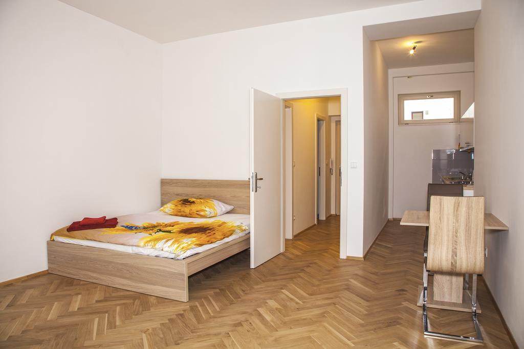 Beautiful Central Apartment Thamova براغ المظهر الخارجي الصورة